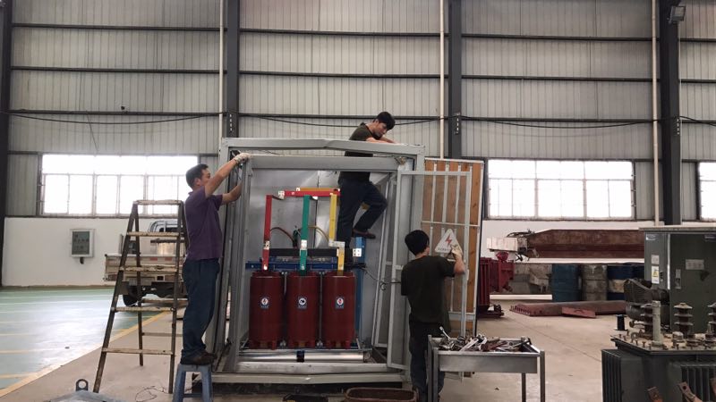 箱式变压器修理前2017.7.12-修理案例-云南变压器维修_云南变压器销售_云南特种变压器维修