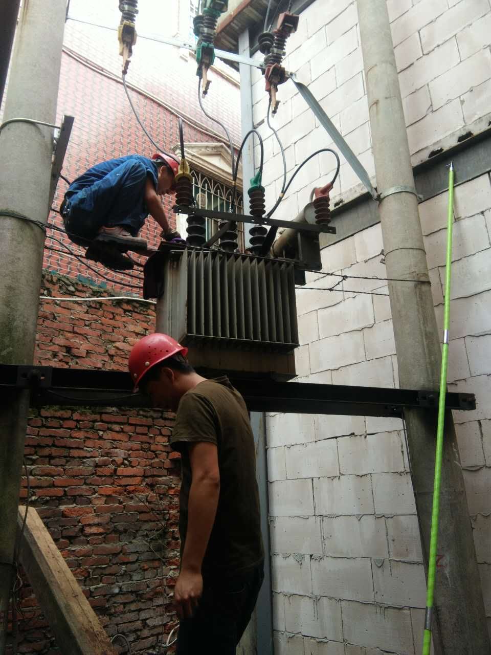 变压器现场检修2017.8.9-修理案例-云南变压器维修_云南变压器销售_云南特种变压器维修