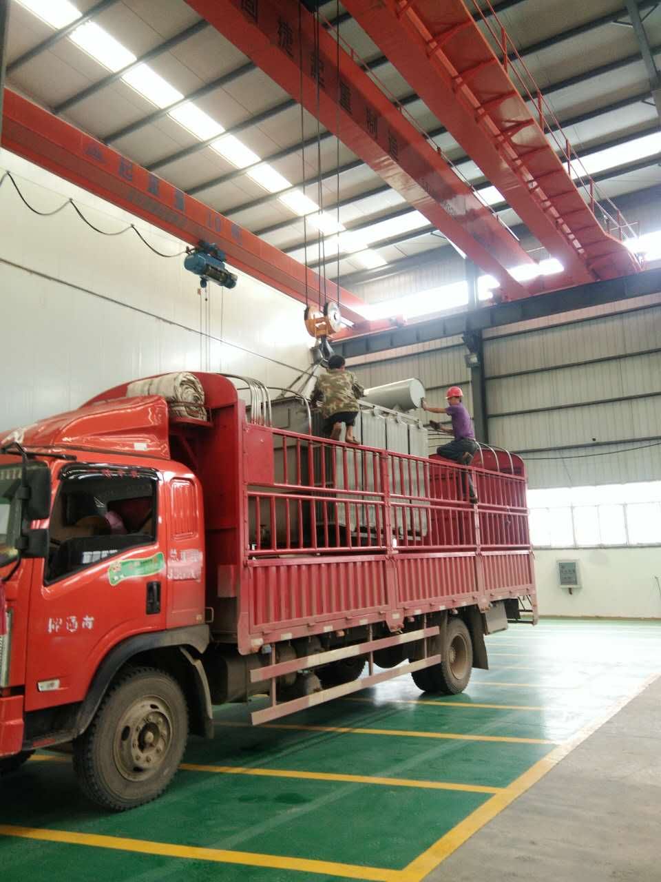 3500KVA变压器修理完工装车2017.8.28-修理案例-云南变压器维修_云南变压器销售_云南特种变压器维修