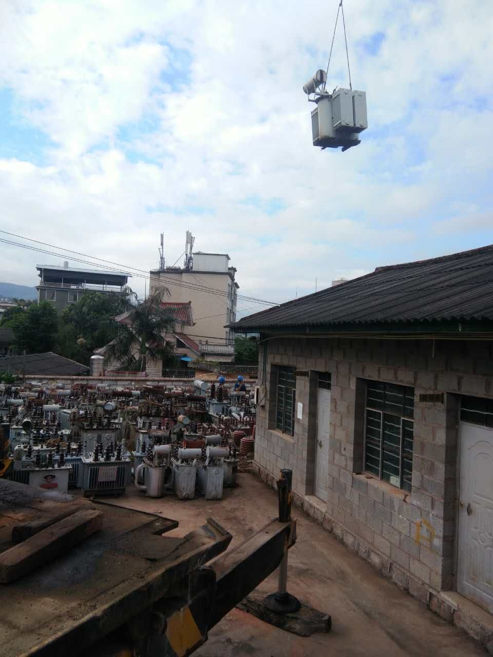 待修变压器装货现场2017.9.30-修理案例-云南变压器维修_云南变压器销售_云南特种变压器维修