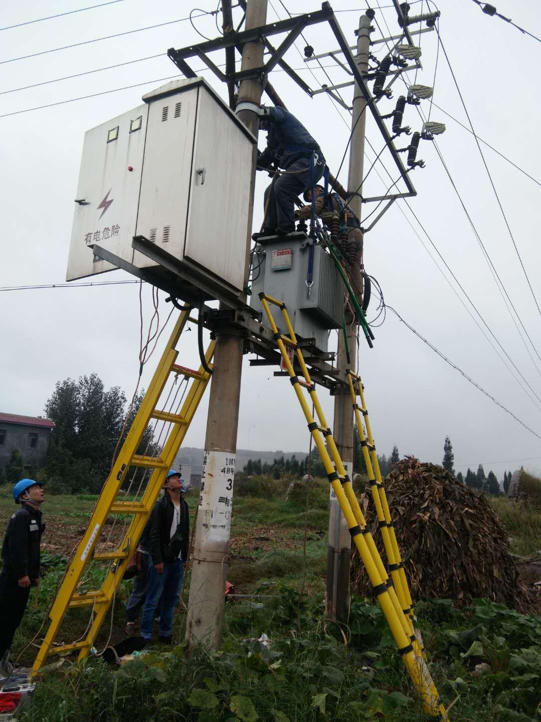 变压器现场检修2017.10.20-修理案例-云南变压器维修_云南变压器销售_云南特种变压器维修