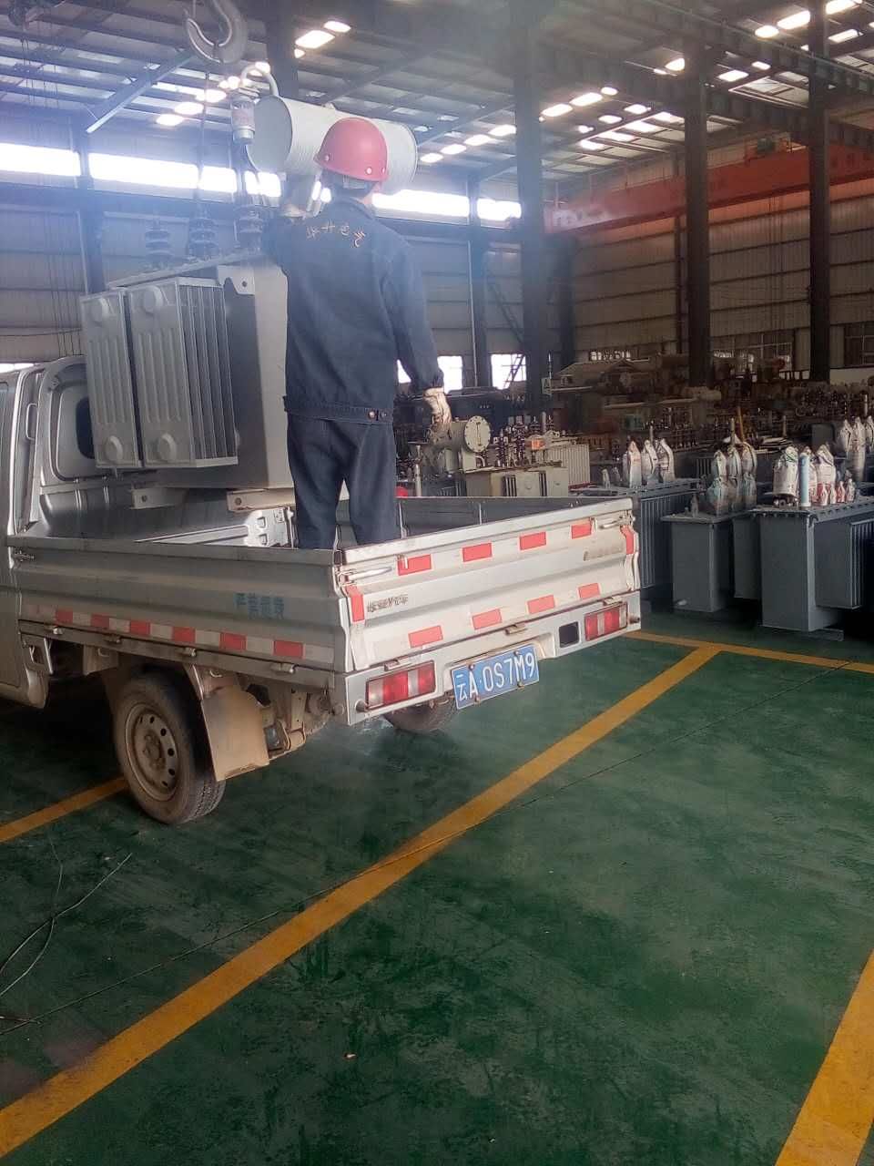 250KVA变压器到货2017.12.15-修理案例-云南变压器维修_云南变压器销售_云南特种变压器维修