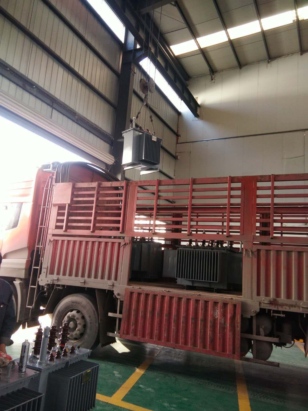 变压器修理完毕装车发货2018.1.16-修理案例-云南变压器维修_云南变压器销售_云南特种变压器维修