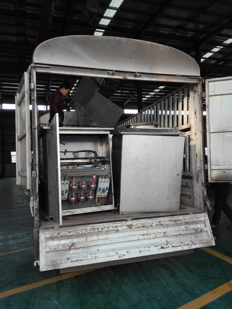 待修变压器,JP柜到货12台2018.2.9-修理案例-云南变压器维修_云南变压器销售_云南特种变压器维修