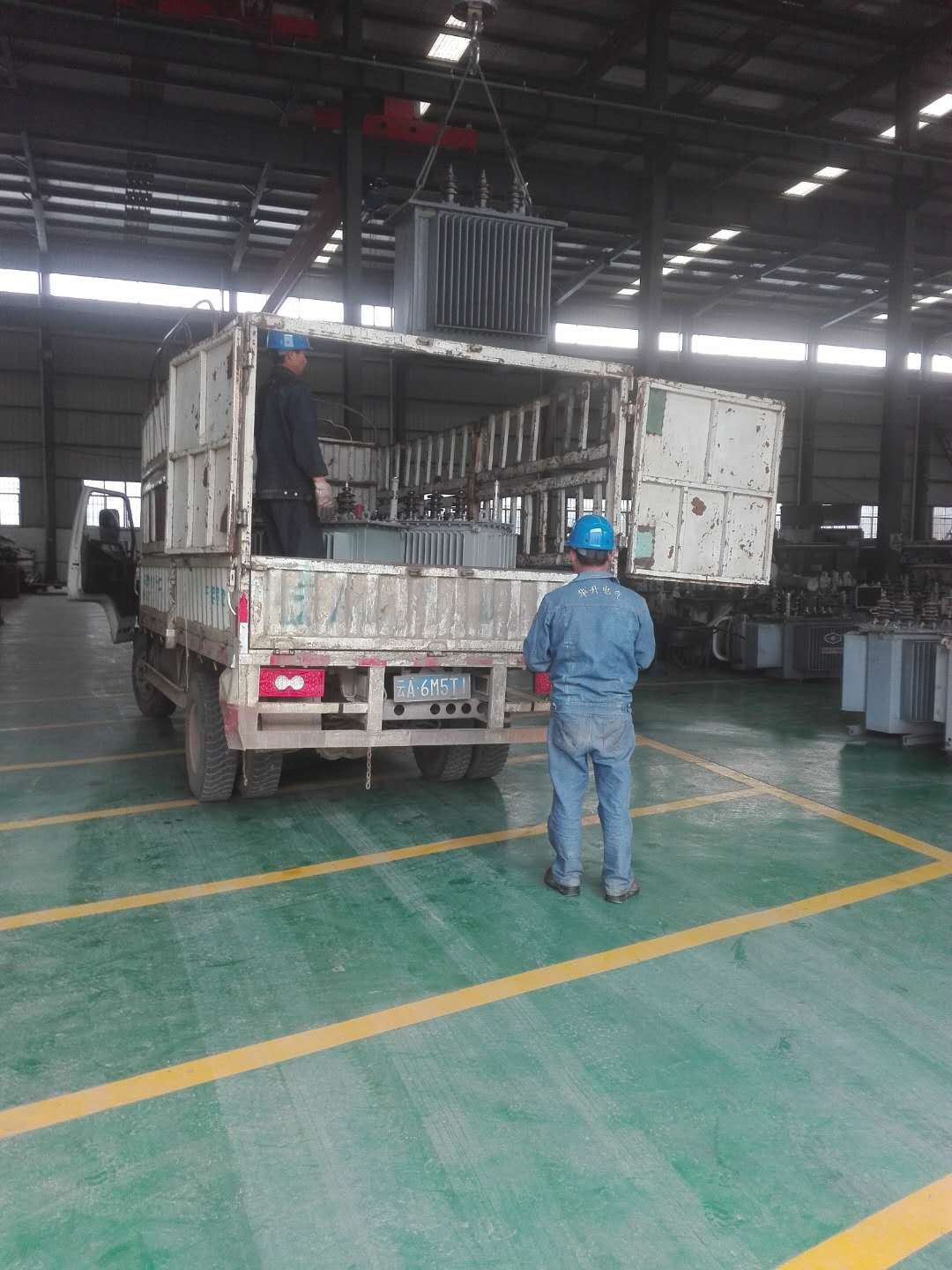 待修变压器到货一批2018.4.8-修理案例-云南变压器维修_云南变压器销售_云南特种变压器维修