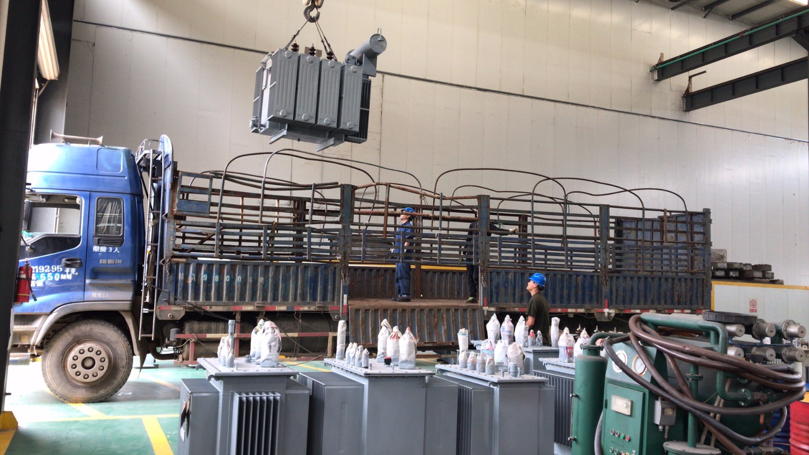 1250KVA变压器发货2018.5.30-修理案例-云南变压器维修_云南变压器销售_云南特种变压器维修