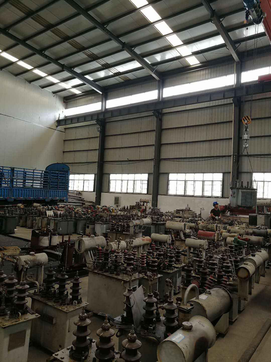 待修变压器到货2018.6.6-修理案例-云南变压器维修_云南变压器销售_云南特种变压器维修