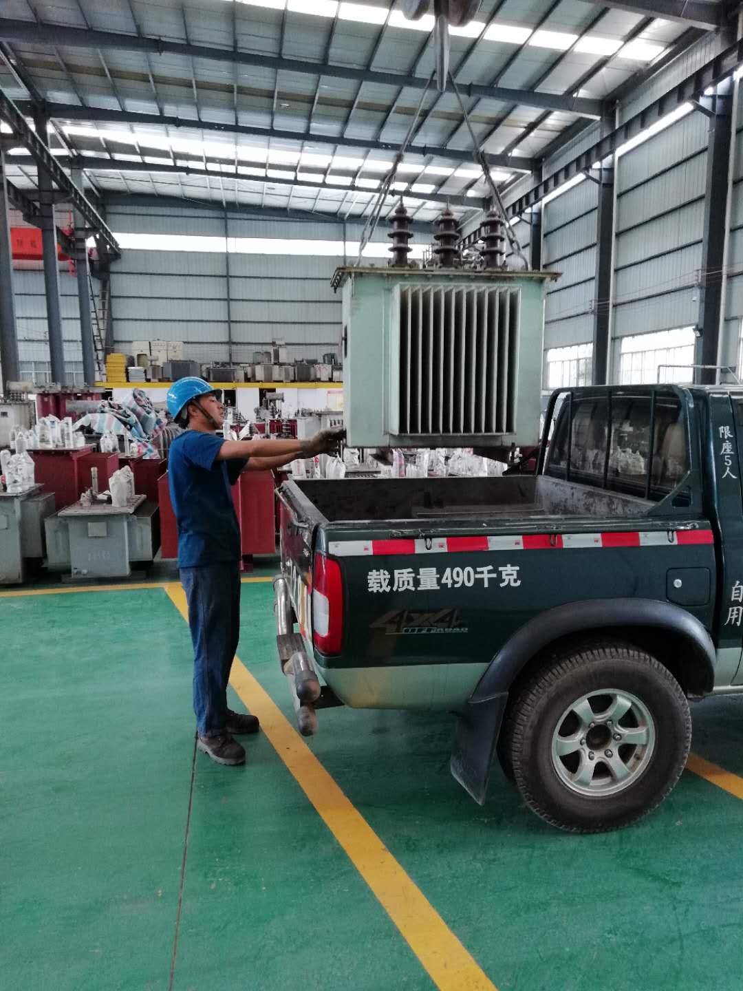 待修变压器到货2018.9.30-修理案例-云南变压器维修_云南变压器销售_云南特种变压器维修