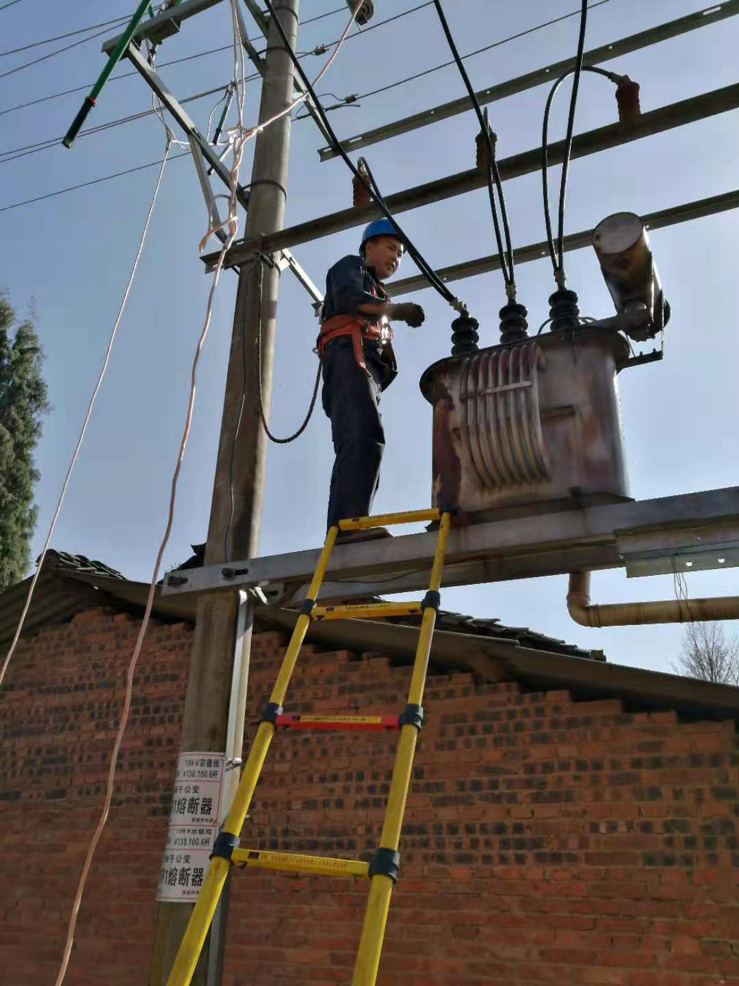 变压器现场修理2019.2.21-修理案例-云南变压器维修_云南变压器销售_云南特种变压器维修