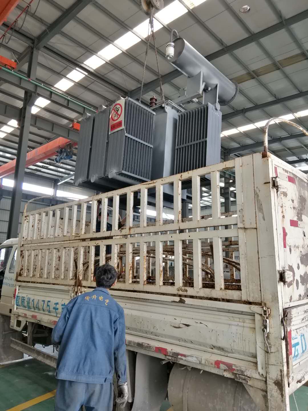 1250KVA变压器修理完毕装车2019.3.24-修理案例-云南变压器维修_云南变压器销售_云南特种变压器维修