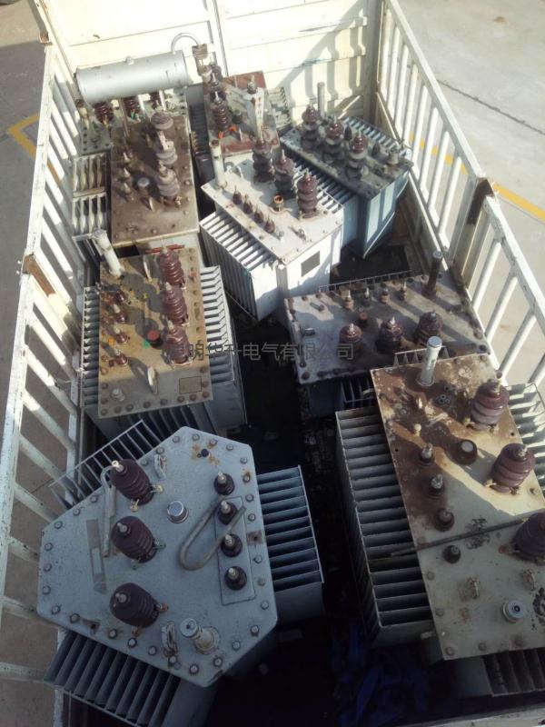 待修变压器一车装货2019.4.17-修理案例-云南变压器维修_云南变压器销售_云南特种变压器维修