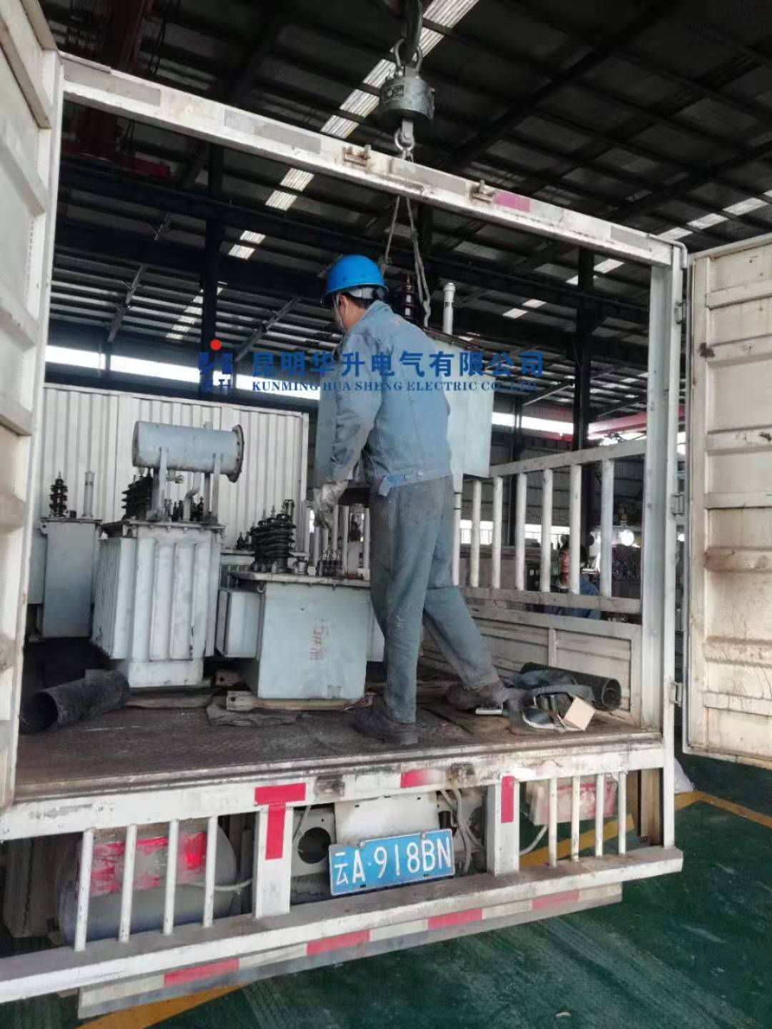待修变压器到货一车2019.12-修理案例-云南变压器维修_云南变压器销售_云南特种变压器维修