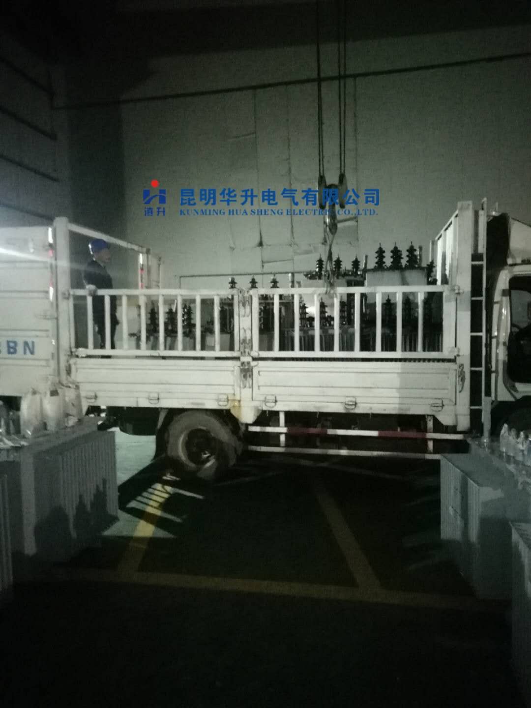 待修变压器到货一车2020.3-修理案例-云南变压器维修_云南变压器销售_云南特种变压器维修