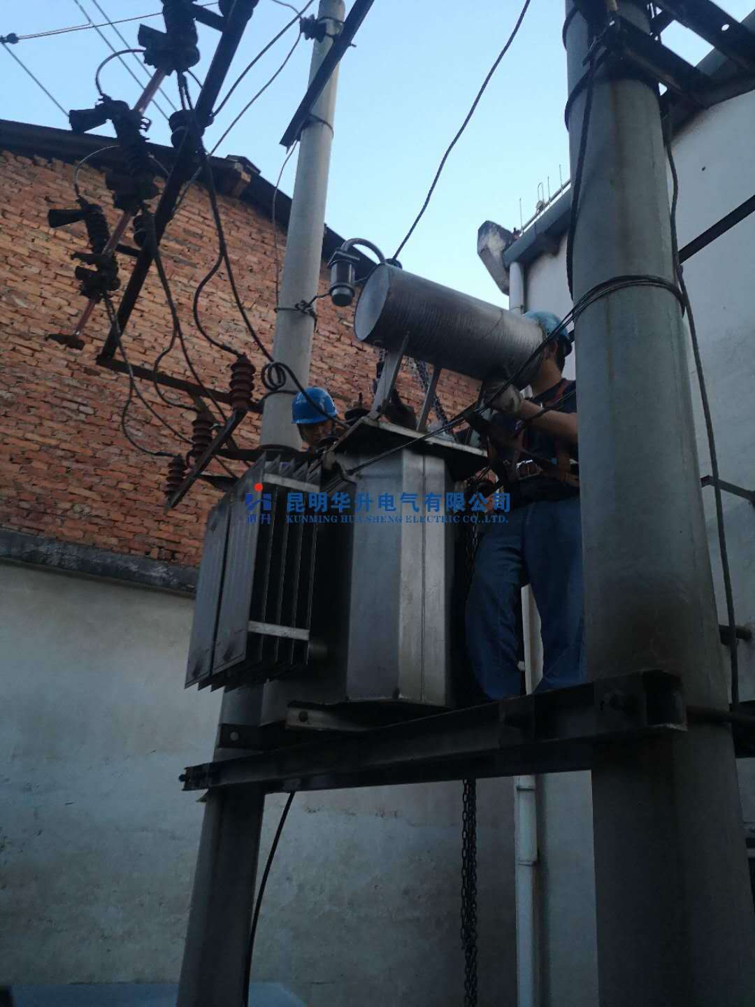 250KVA变压器现场修理2020.5-修理案例-云南变压器维修_云南变压器销售_云南特种变压器维修