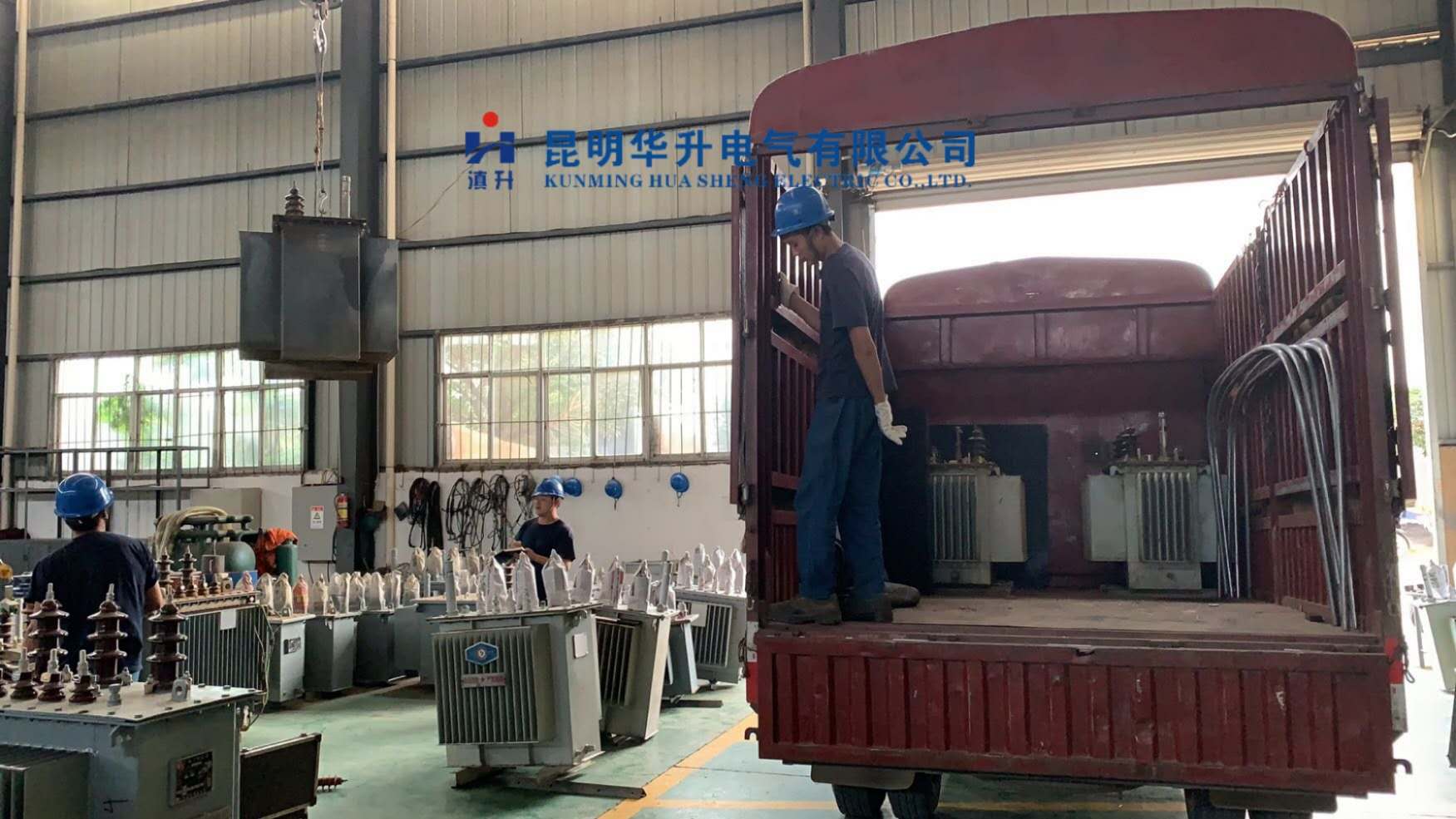 待修变压器到货一车2020.8-修理案例-云南变压器维修_云南变压器销售_云南特种变压器维修