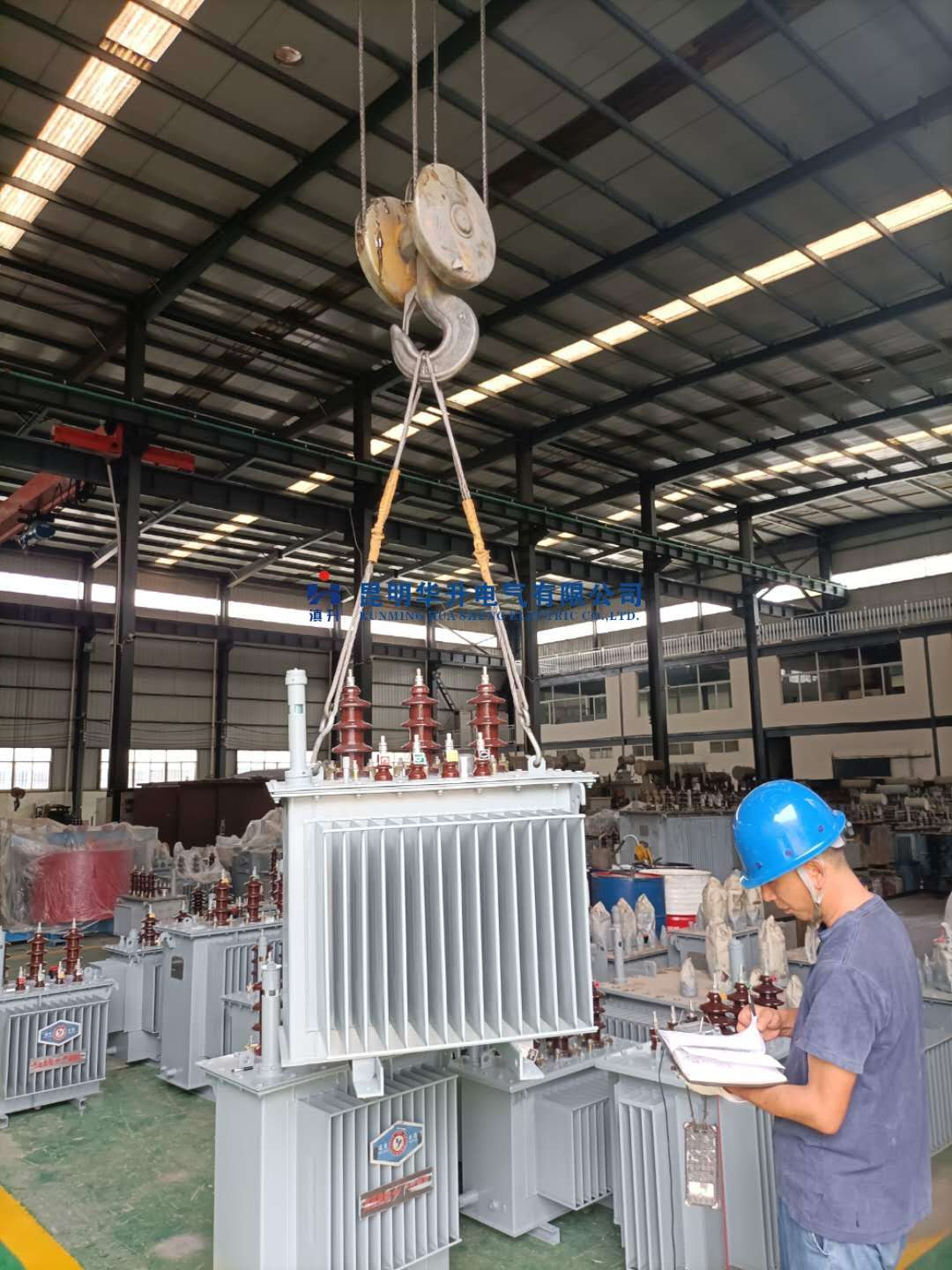 变压器修理完毕装车发货2020.8-修理案例-云南变压器维修_云南变压器销售_云南特种变压器维修