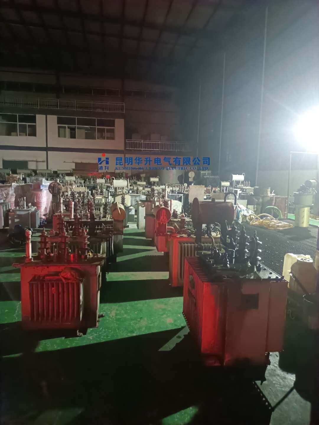 待修变压器到货一车2020.9-修理案例-云南变压器维修_云南变压器销售_云南特种变压器维修