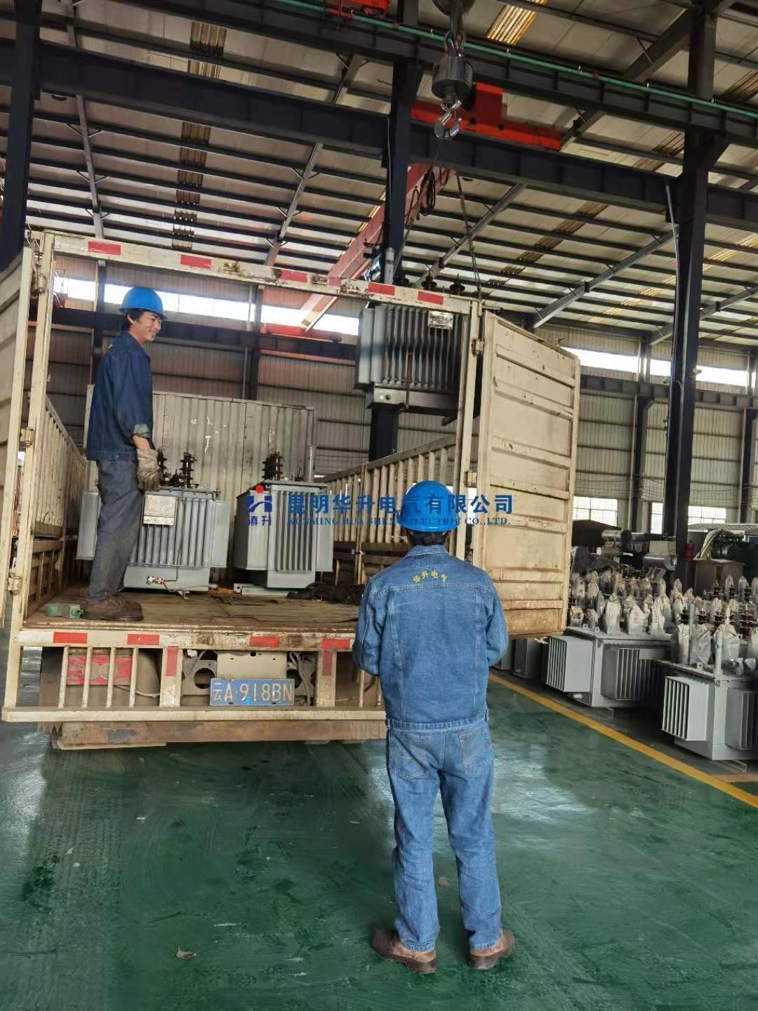 待修变压器到货一车2021.1-修理案例-云南变压器维修_云南变压器销售_云南特种变压器维修