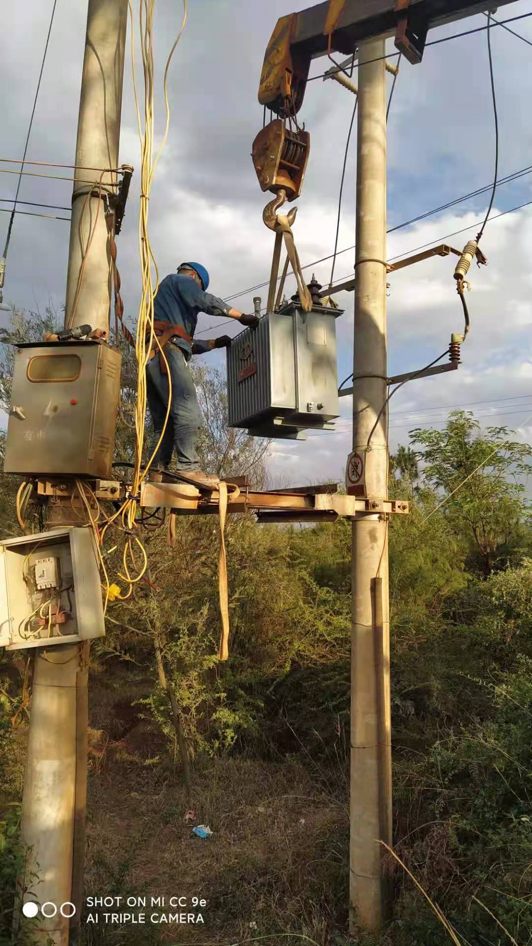 80KVA变压器现场检修2021.5.18-修理案例-云南变压器维修_云南变压器销售_云南特种变压器维修